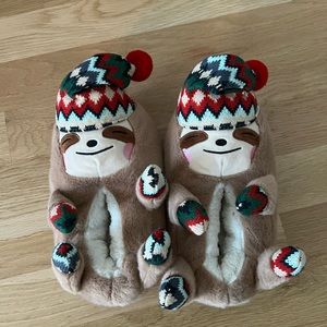 Aerie sloth slippers brand new